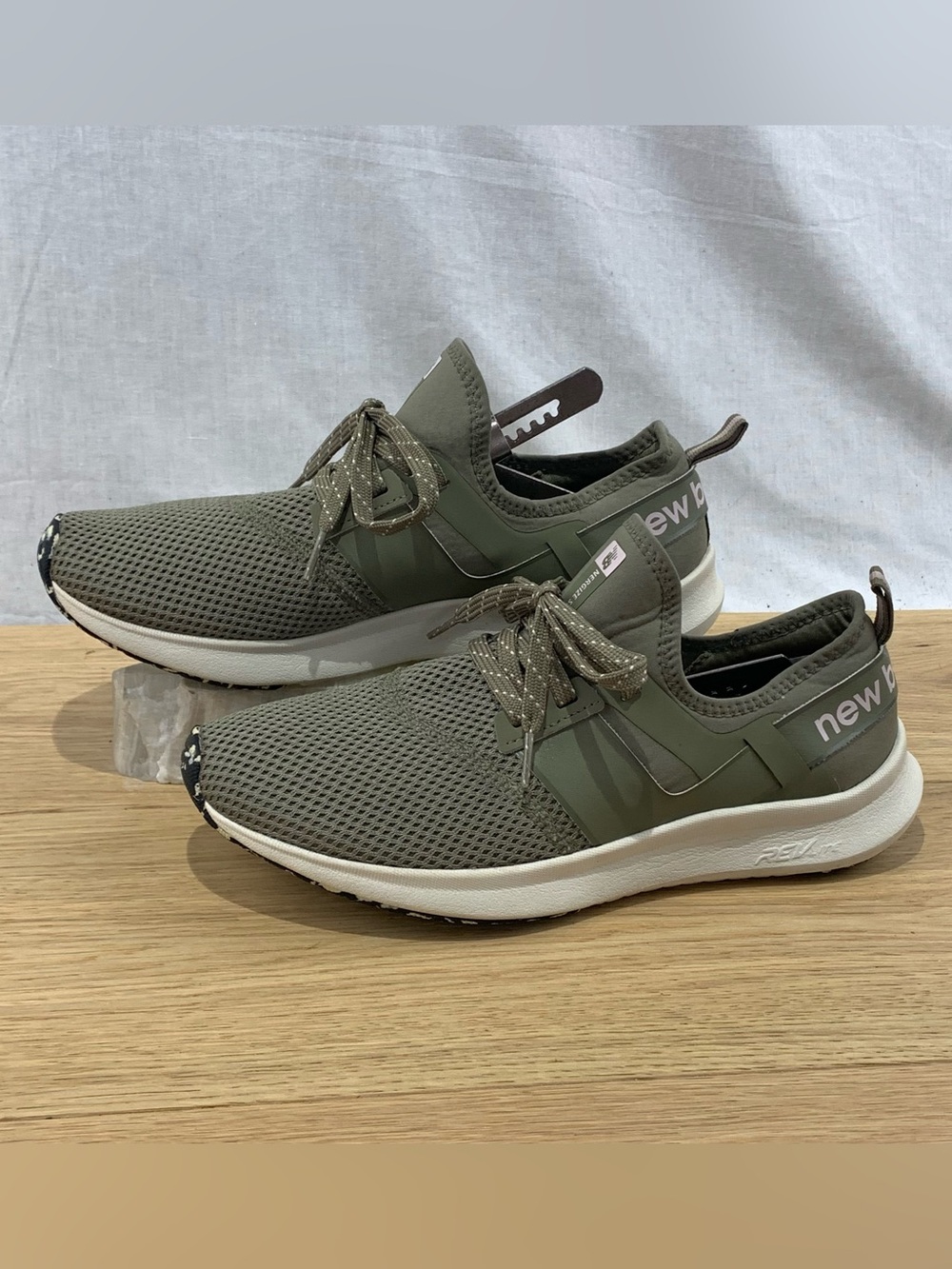 New Balance Nergize Sport Womens Size 10 Green Running Shoes Sneakers WNRGSOT1